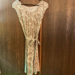 LOFT Dress Size Med. White and Tan Print, Midi Dress, Full Skirt w/Belt.